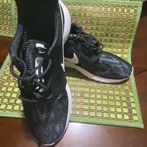 Nike black mesh sneakers